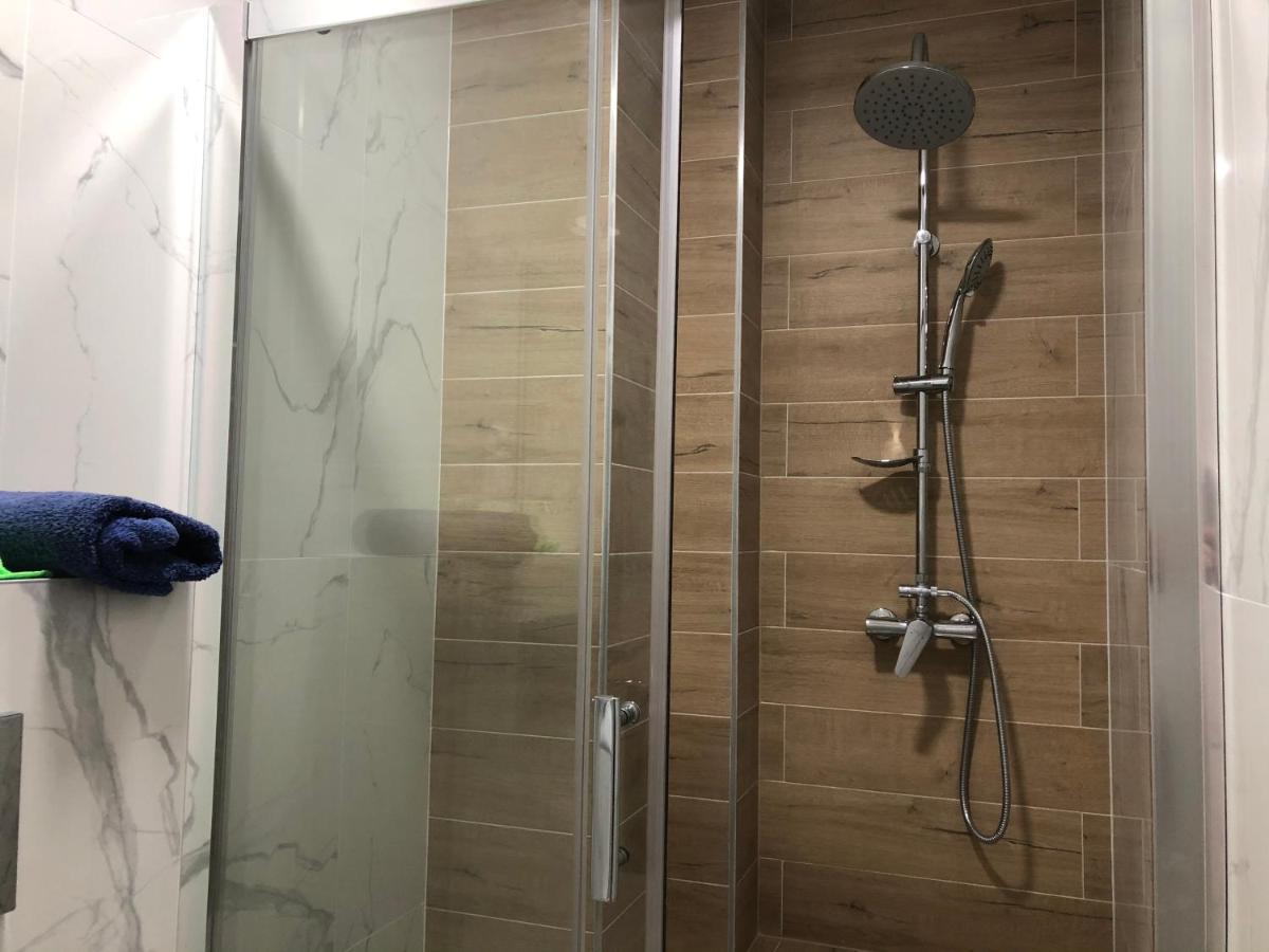 Apartamenty "Naletniej" Przy Morzu Лазы Экстерьер фото